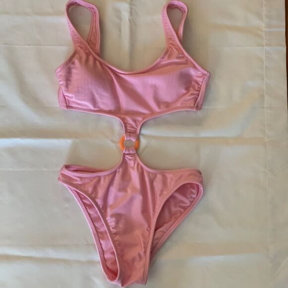 Xhilaration size medium swimsuit new with tags - Picture 1 of 5